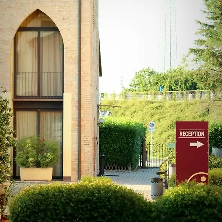 Meli Lupi - Residenze Temporanee *