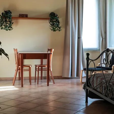 Апартаменты Meli Lupi - Residenze Temporanee Парма