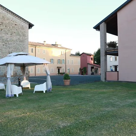 Апартаменты Meli Lupi - Residenze Temporanee Парма