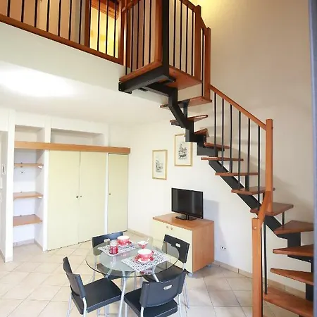 Апартаменты Meli Lupi - Residenze Temporanee Парма