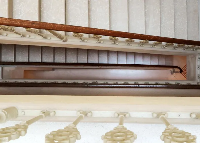 Meli Lupi - Residenze Temporanee *